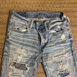 American Eagle Outfitters Light Blue Distressed Skinny Jeans